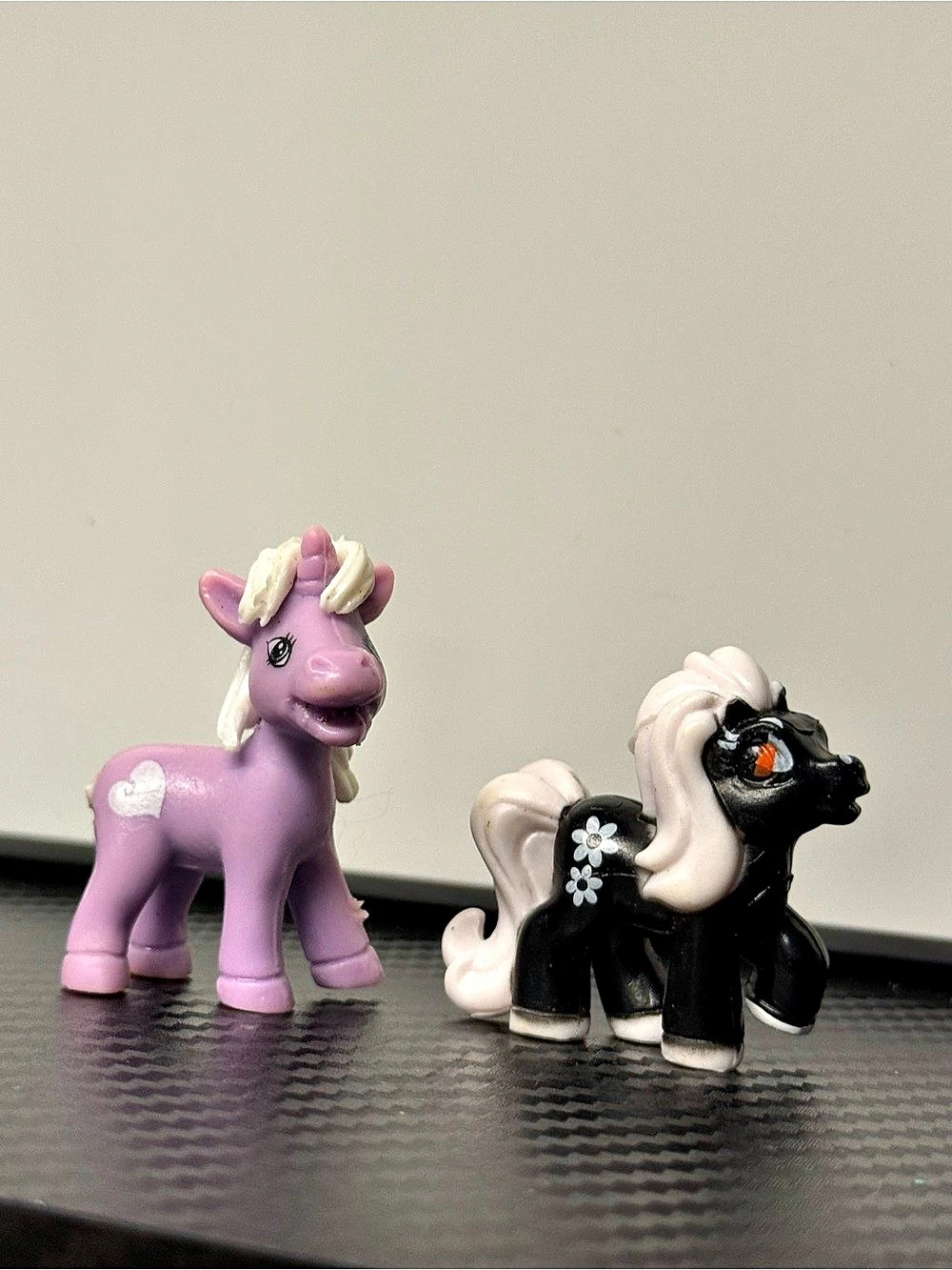 Knock Off MLP Style Mini Pony Figures Purple Unicorn Black Flower Lot